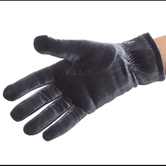 Urban Glam Rhinestone Cuff Velvet Gloves with Thinsulate Lining - Picture 2 of 3